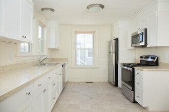 7 Byron St in Concord, MA - Building Photo - Building Photo