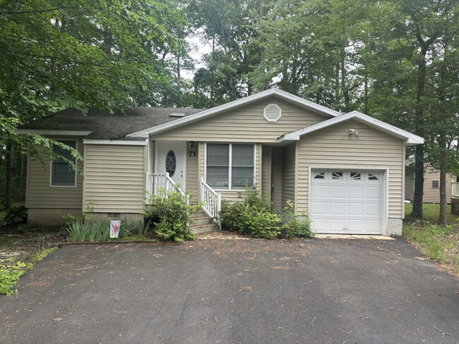 property at 71 Bramblewood Dr