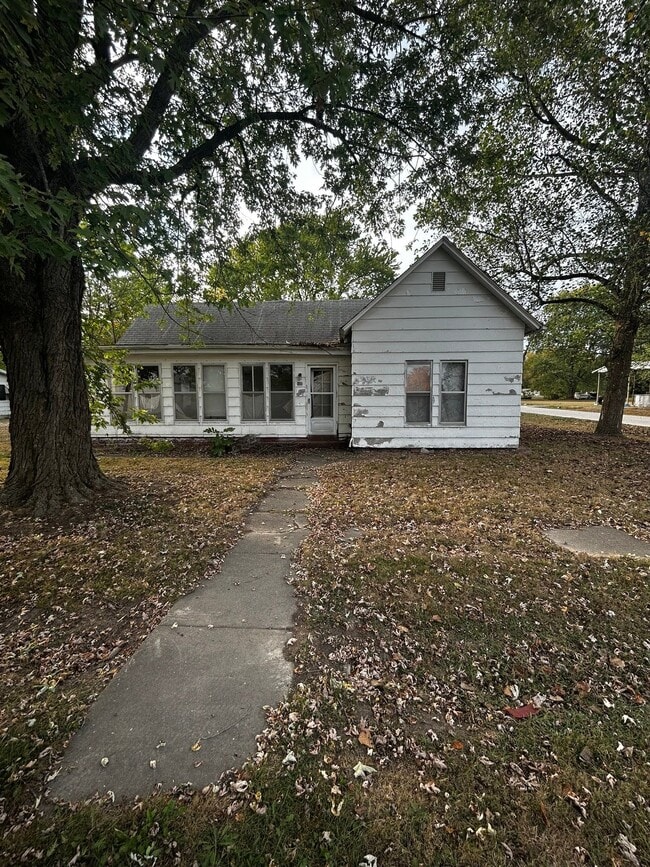 property at 106 Locust St