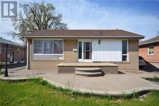 115 McMurchy Ave S in Brampton, ON - Building Photo