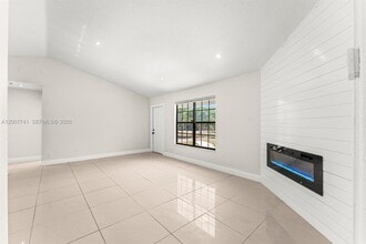 18055 Sycamore Dr W in The Acreage, FL - Building Photo - Building Photo