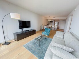 1001 Queen St in Honolulu, HI - Building Photo