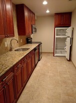 953 Highway 33, Unit apartment B