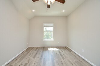 24918 Meadowthorn Crest Ln in Katy, TX - Building Photo - Building Photo