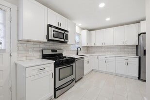 4517 E 112 St in Kansas City, MO - Building Photo