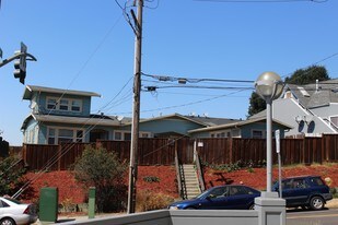 3501-3505 Lincoln Ave in Oakland, CA - Building Photo
