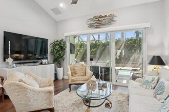 225 Diamante Way in Jupiter, FL - Building Photo - Building Photo