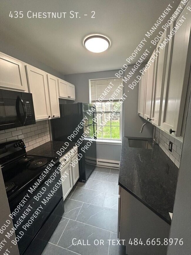 property at 435 Chestnut St