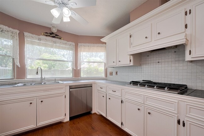 property at 1103 Cheyenne Meadows Dr