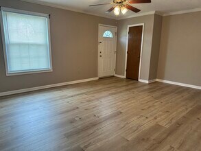 103 Skyview Dr, Unit Apt 10 in Greeneville, TN - Building Photo - Building Photo