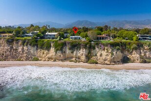 28926 Cliffside Dr in Malibu, CA - Building Photo