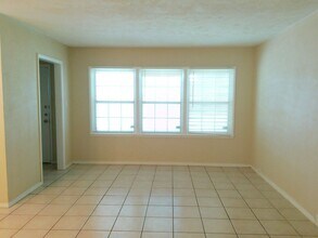 4225 Warwick Dr in Corpus Christi, TX - Building Photo - Building Photo