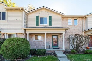 44543 Savery Dr in Canton Township, MI - Building Photo