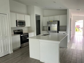 1668 Colebrook Cir SW in Palm Bay, FL - Building Photo - Building Photo