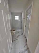 1717 NW 69th St in Miami, FL - Building Photo - Building Photo