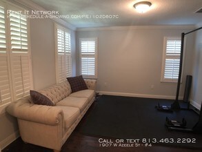 1907 W Azeele St-Unit -#4 in Tampa, FL - Foto de edificio - Building Photo