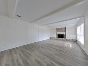 15806 Crystal Brook Dr in Houston, TX - Building Photo - Building Photo