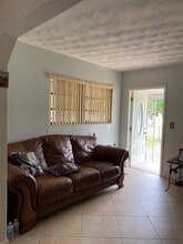 3020 NW 90th St in Miami, FL - Building Photo - Building Photo