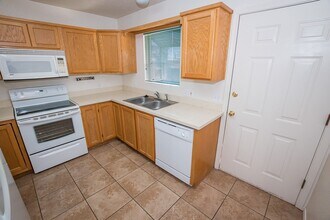 1083 Desert Oak Pl in Sierra Vista, AZ - Building Photo - Building Photo