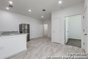 5415 Ingram Rd in San Antonio, TX - Building Photo - Building Photo