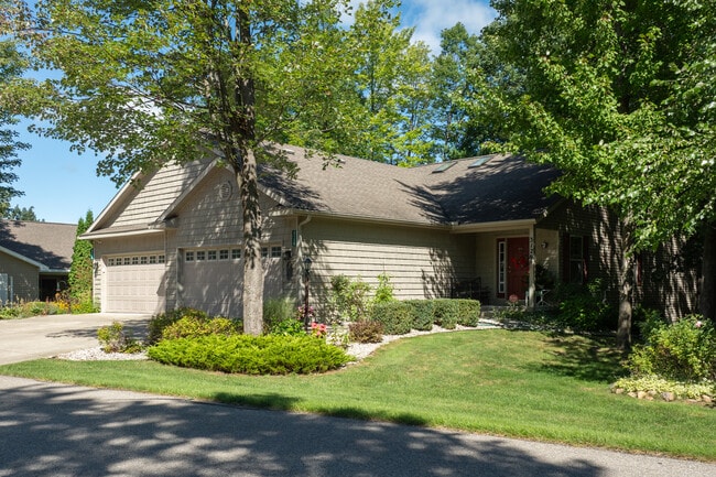 Terrace Bluff Condominiums