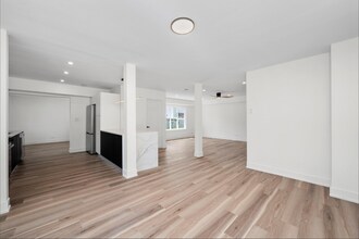 16030 University Ave in South Holland, IL - Building Photo - Building Photo