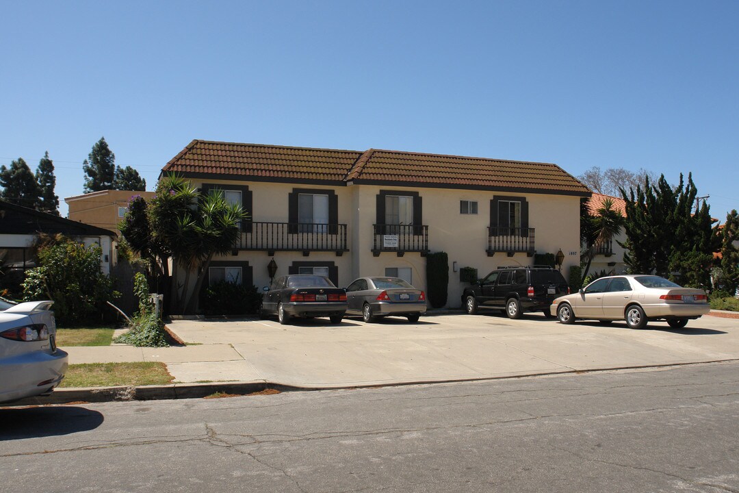 1807 Missouri St in San Diego, CA - Foto de edificio