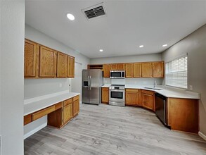 1516 Maybrook Ct in Arlington, TX - Building Photo - Building Photo