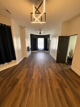 6833 S Calumet Ave in Chicago, IL - Building Photo - Building Photo