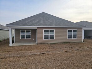 136 Ashworth Dr in Tabor City, NC - Building Photo - Building Photo