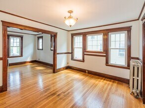 25 Francis St, Unit #1 in Watertown, MA - Building Photo - Building Photo
