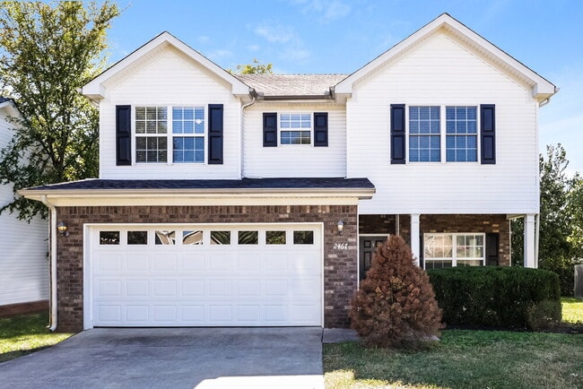 property at 2467 Oak Hill Dr