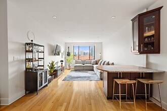 108 Palisade Ave in Jersey City, NJ - Building Photo - Building Photo