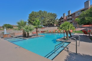 High Ridge in El Paso, TX - Building Photo
