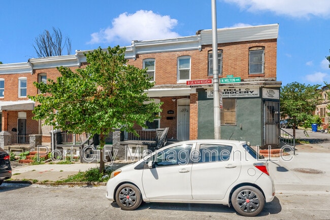 property at 1416 N Milton Ave