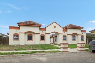 1800 W Bronze St, Unit #1 in Pharr, TX - Building Photo