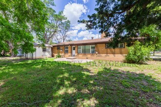 2449 W 25th St N in Wichita, KS - Building Photo - Building Photo