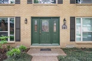 6014 E University Blvd, Unit 137 in Dallas, TX - Building Photo