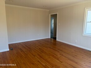 633 Hulses Corner Rd in Howell, NJ - Building Photo - Building Photo