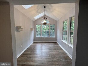 2071 Alice Ave-Unit -304 in Oxon Hill, MD - Building Photo - Building Photo