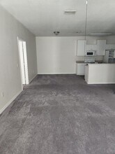 6008 Hemingway Cir in Haines City, FL - Building Photo - Building Photo