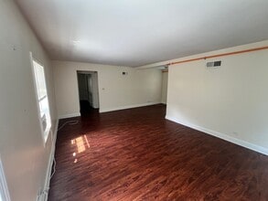 106 E Scranton Ave in Lake Bluff, IL - Building Photo - Building Photo