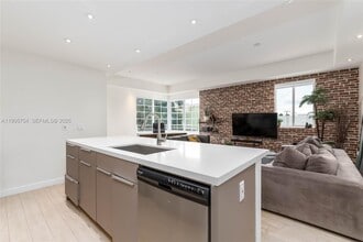 820 Euclid Ave in Miami Beach, FL - Building Photo - Building Photo