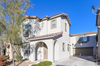 654 Moonlight Stroll St in Henderson, NV - Building Photo - Building Photo