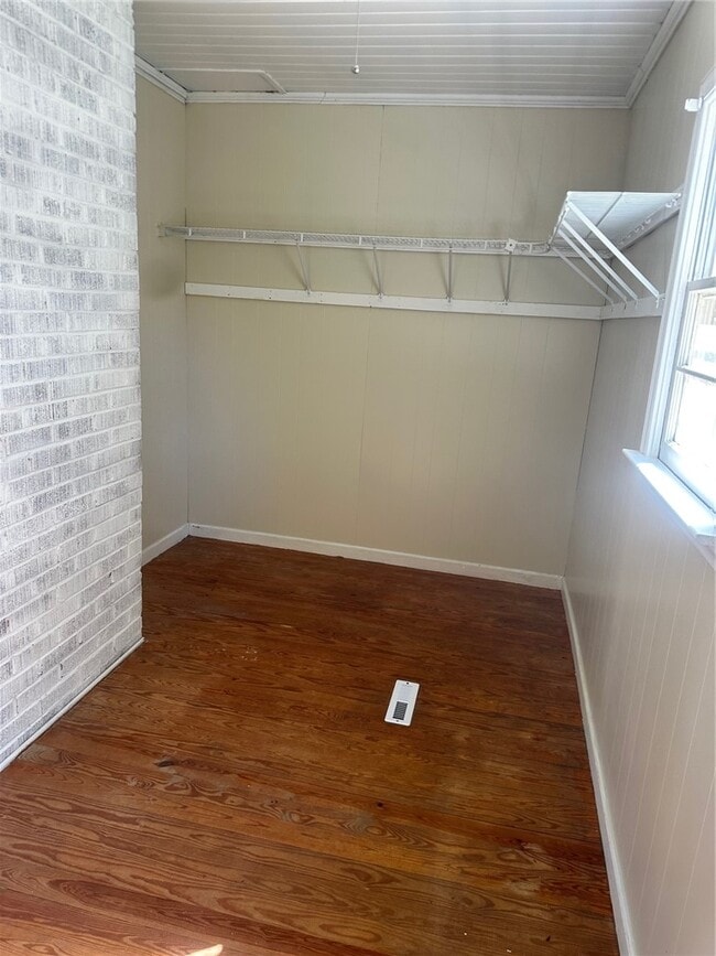 property at 122 Cedar St