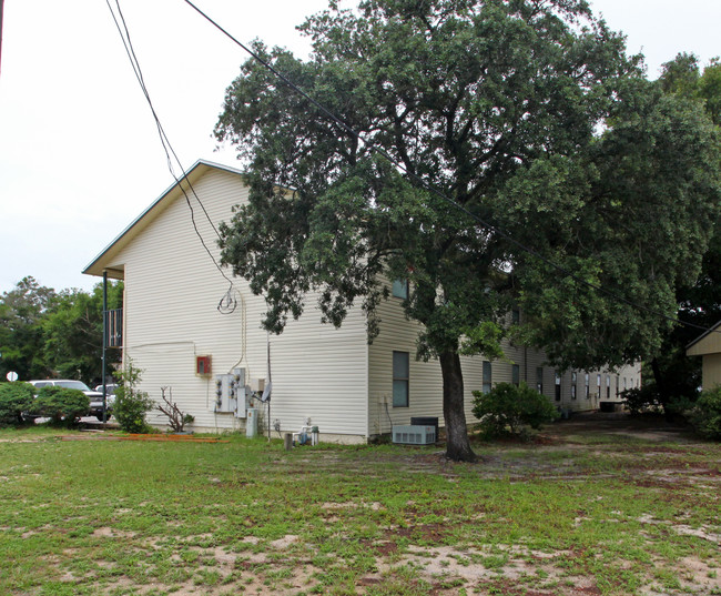 Glenwood Apartments in Fort Walton Beach, FL - Foto de edificio - Building Photo