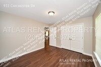 933 Chichester Dr photo'