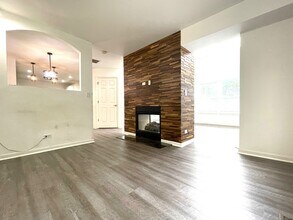 54 Egg Harbour Ct in Schaumburg, IL - Building Photo - Building Photo