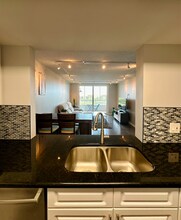 2323 Feather Sound Dr in Clearwater, FL - Building Photo - Building Photo