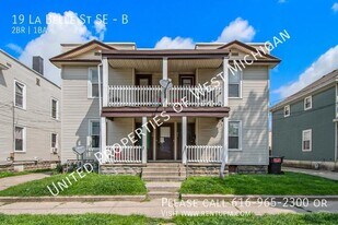 19 La Belle St SE in Grand Rapids, MI - Building Photo